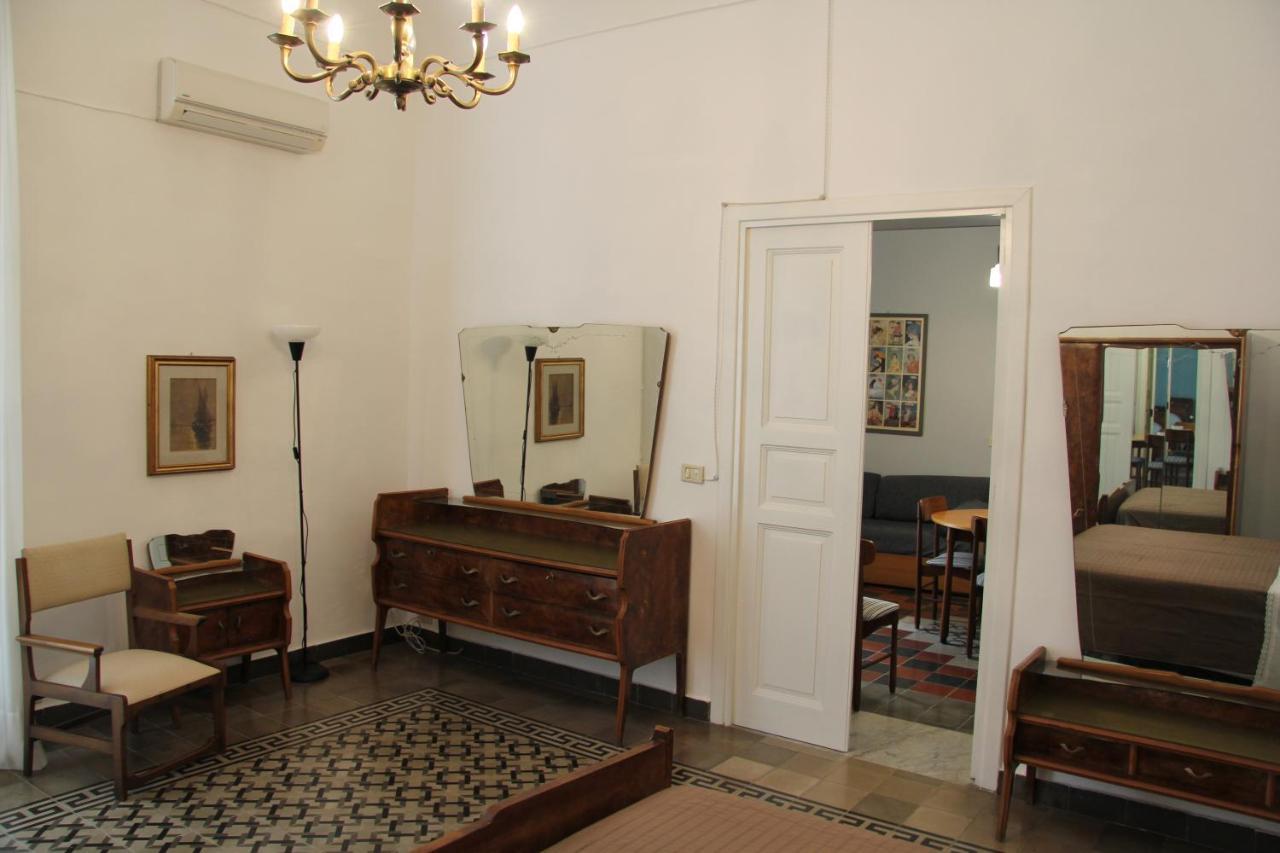 Casa Vacanza Icaros, Ortigia Hictoric Center, 200 Mt From The Beach Siraküza Dış mekan fotoğraf