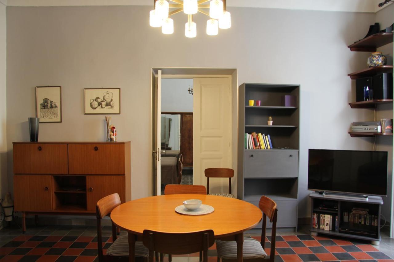 Casa Vacanza Icaros, Ortigia Hictoric Center, 200 Mt From The Beach Siraküza Dış mekan fotoğraf