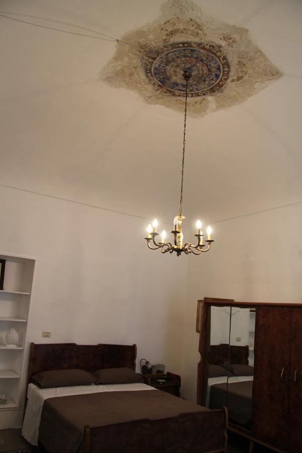 Casa Vacanza Icaros, Ortigia Hictoric Center, 200 Mt From The Beach Siraküza Dış mekan fotoğraf